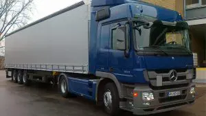 Neuer LKW