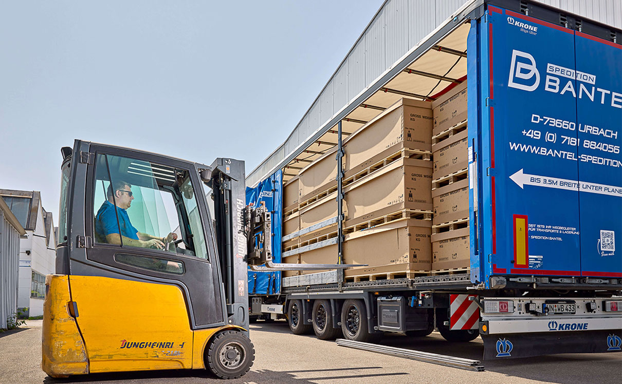 Teil und Komplettladung